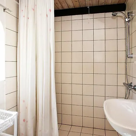 Holiday home 6 Person In Vesl S