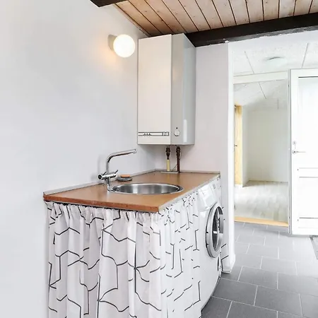 度假居 6 Person In Veslos-by Traum